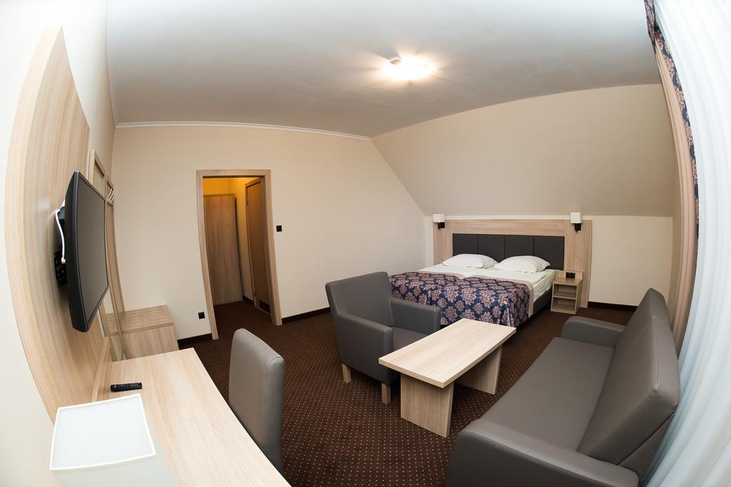 Motel Db2000 Bilgoraj Phòng bức ảnh